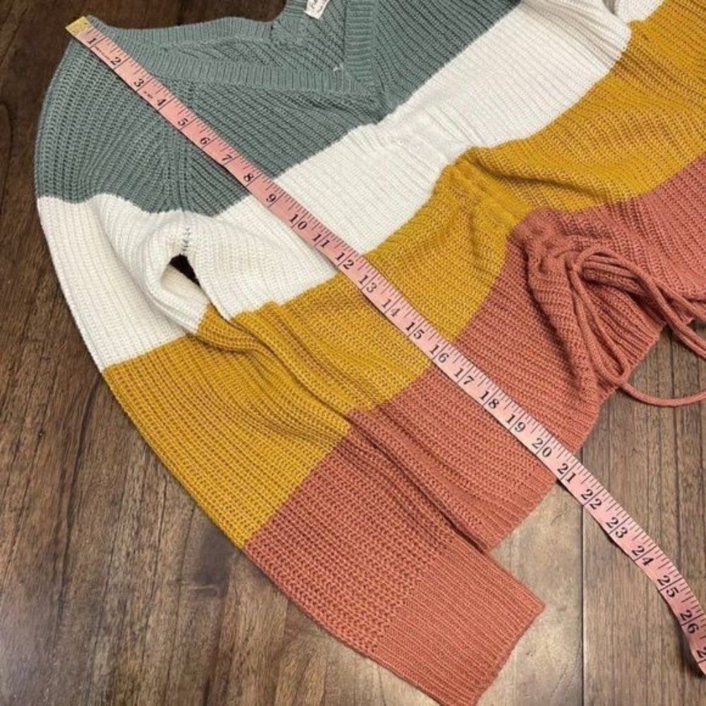 Full Circle Trends Sweater - Picture 7 of 9